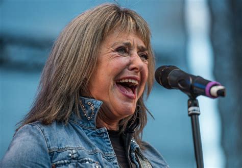 suzi quatro net worth